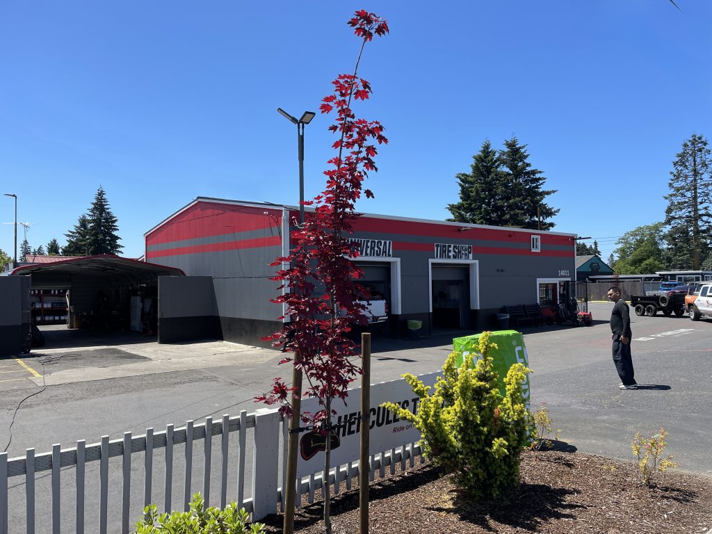 Vancouver Universal Tire Shop